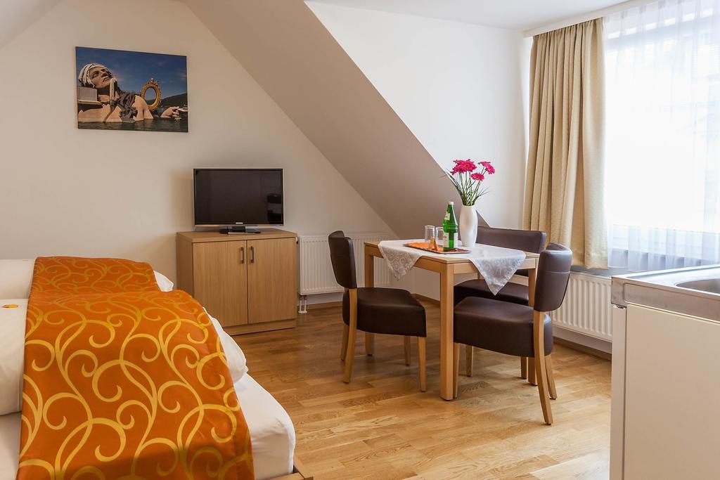 Seehotel BelRiva Hagnau am Bodensee Buitenkant foto